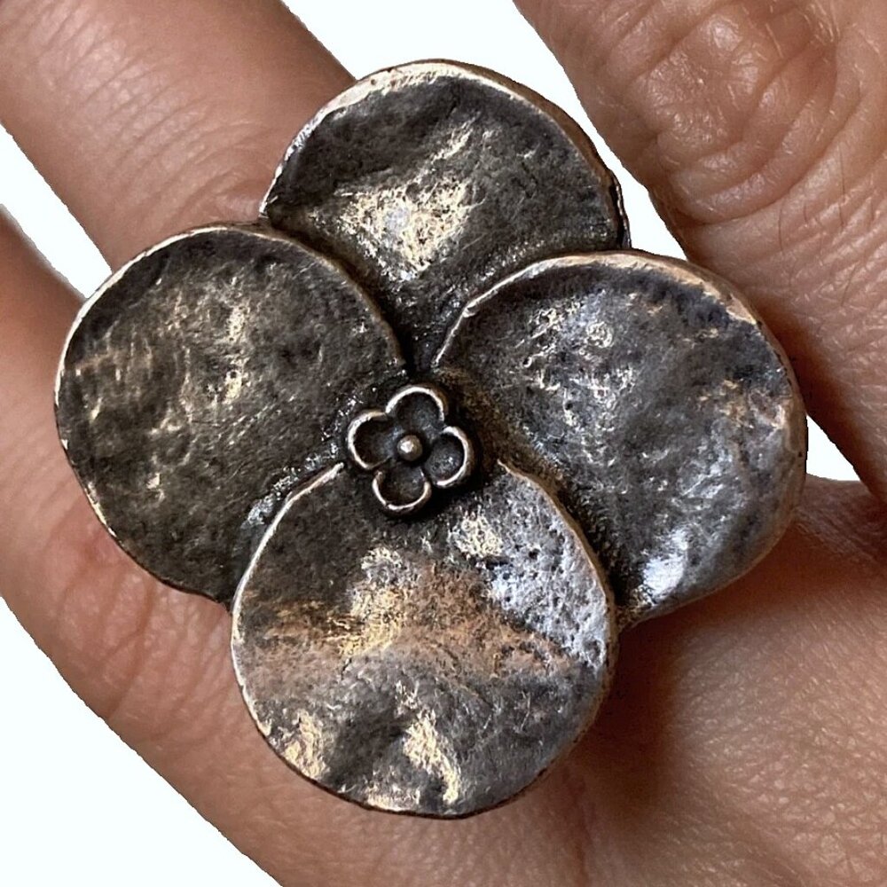 Vintage adjustable 90s Cyclope Floral ring silver tone preloved jewelry